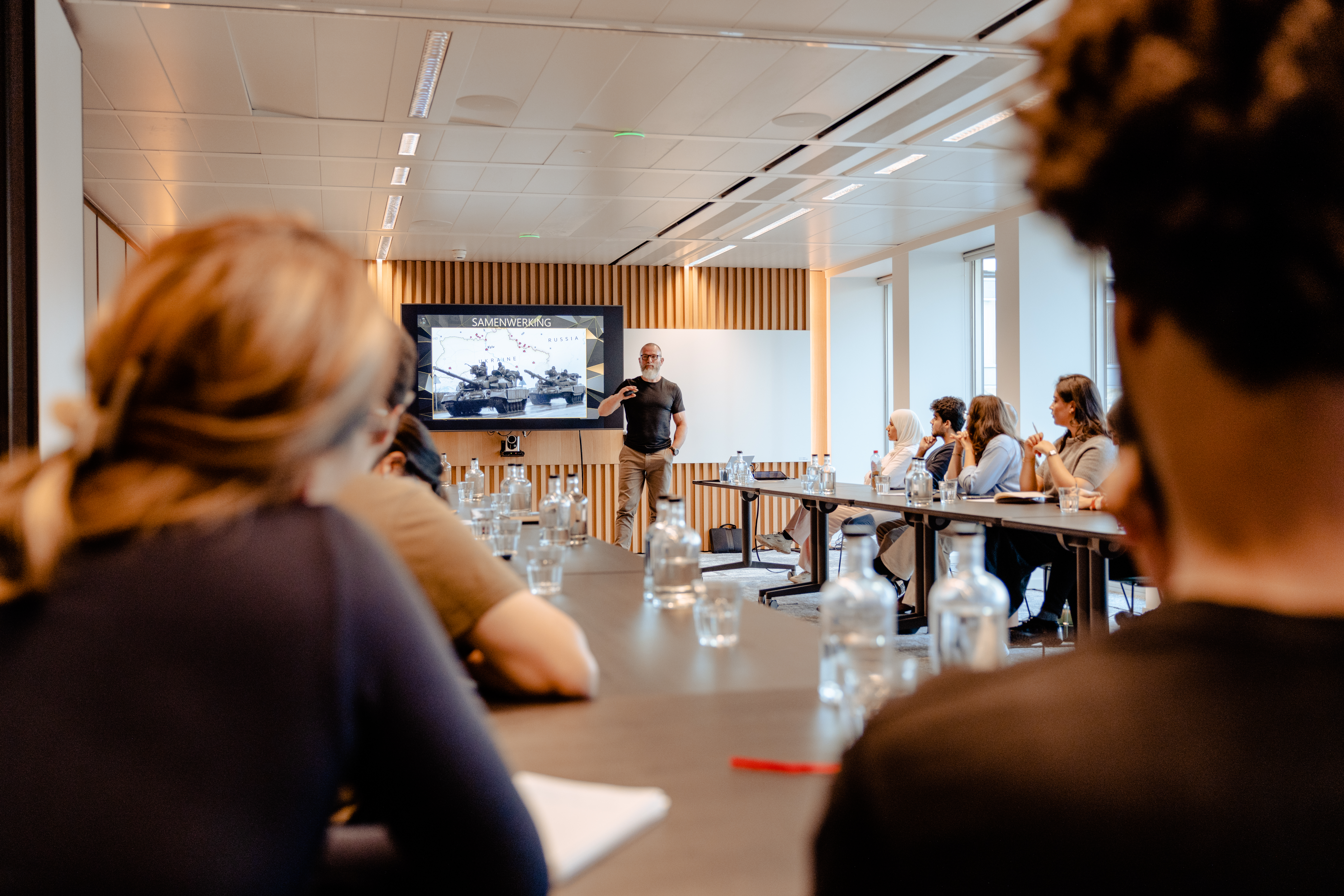 100x100 Speeddate: Jongeren in gesprek met top CEO's